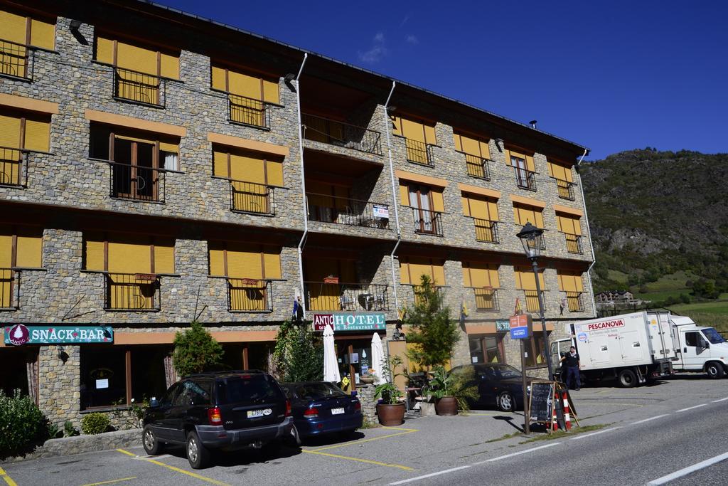 Hotel Antic La Cortinada Buitenkant foto